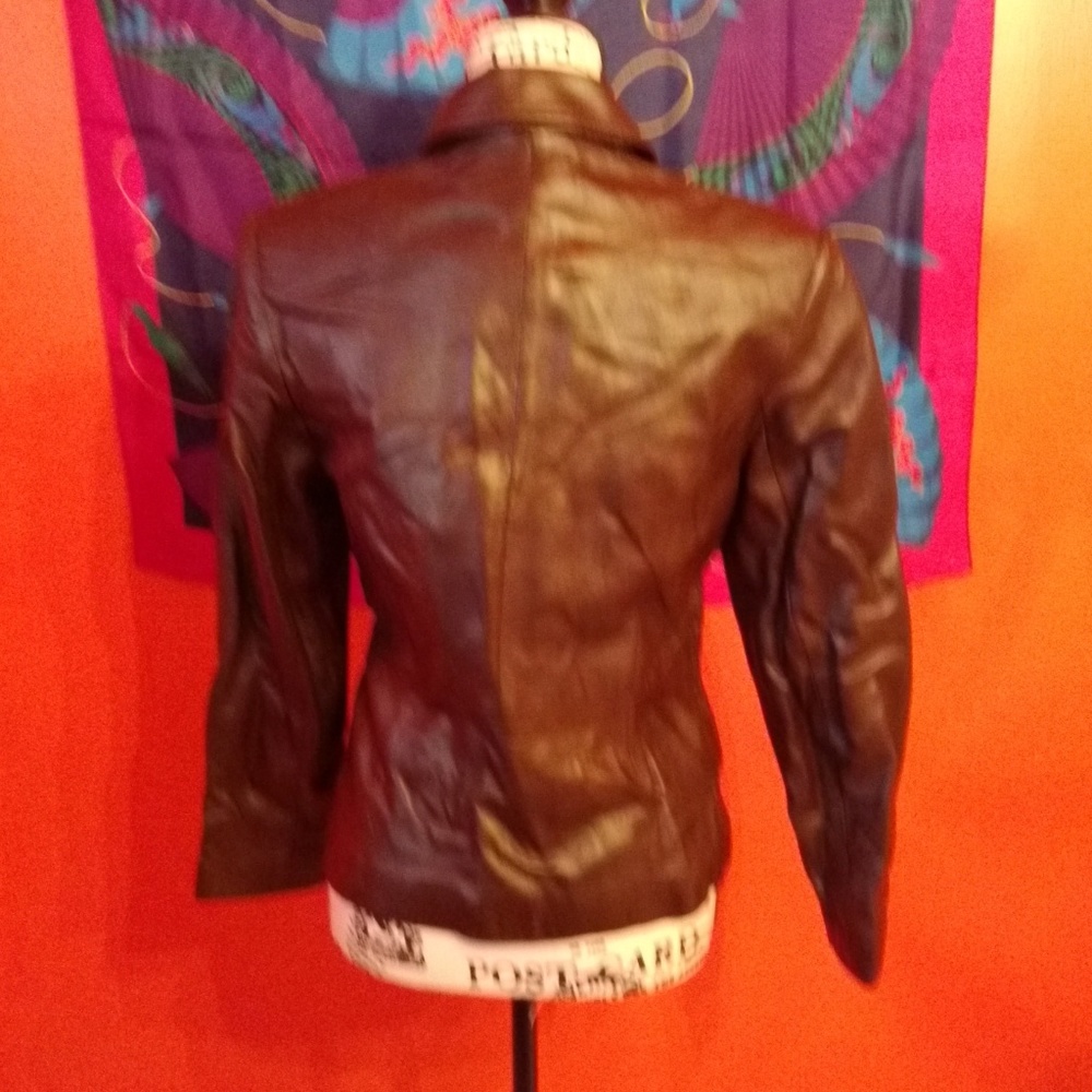 Jacket - Picture 4 of 6